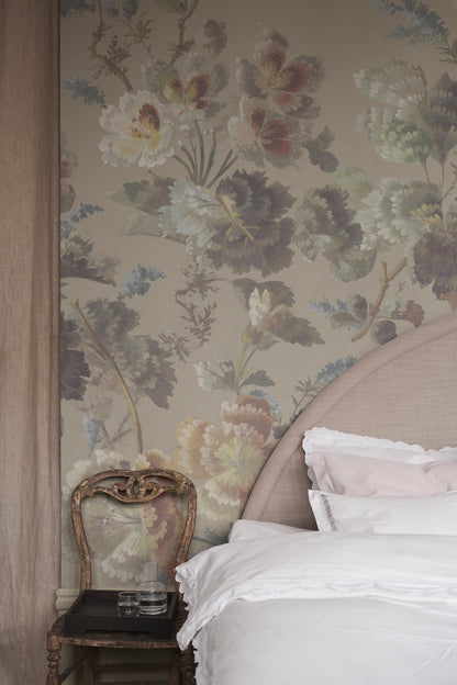 Ines mural in Beige in a room setting