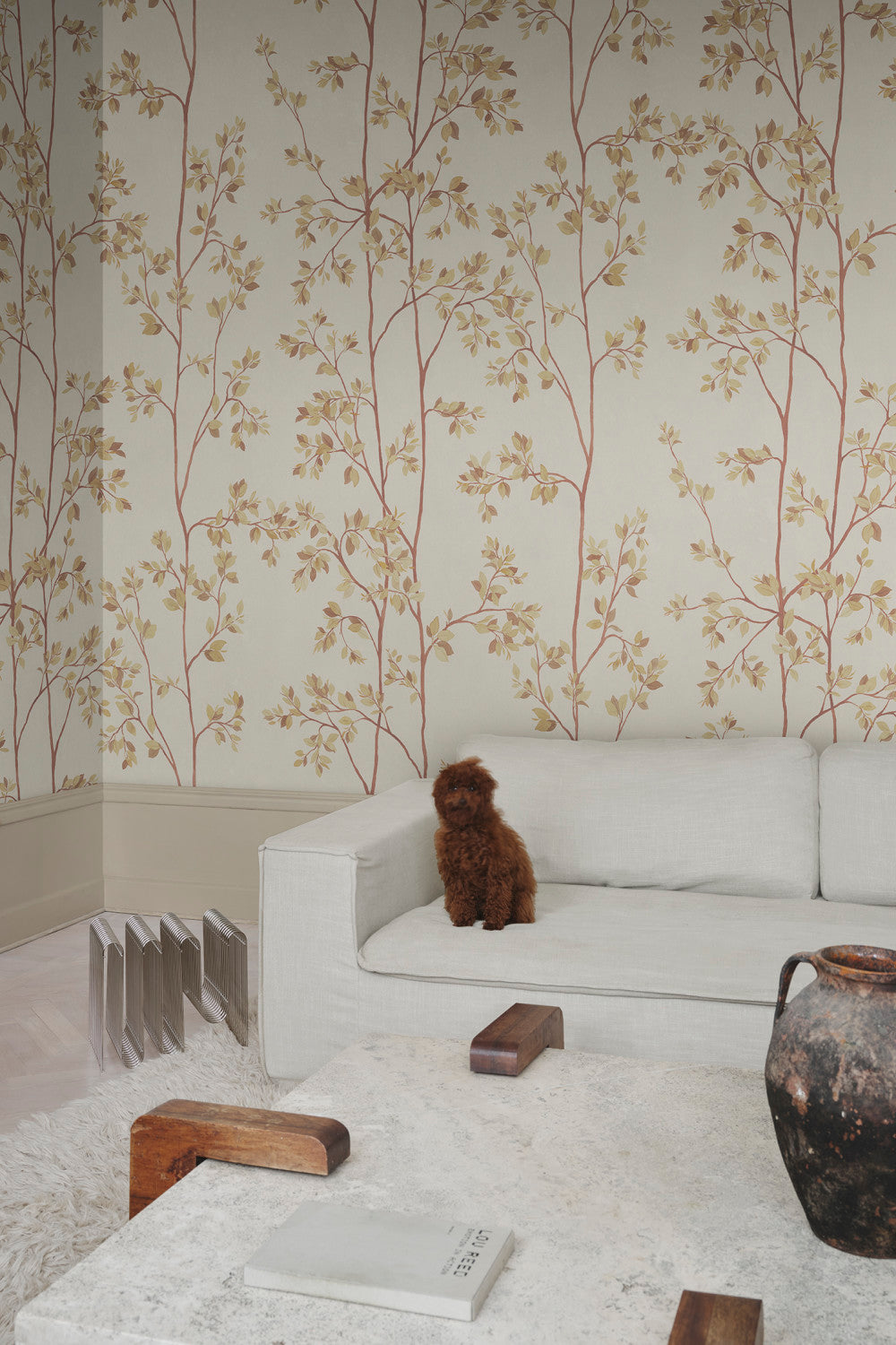 Laura mural in Beige in a room setting