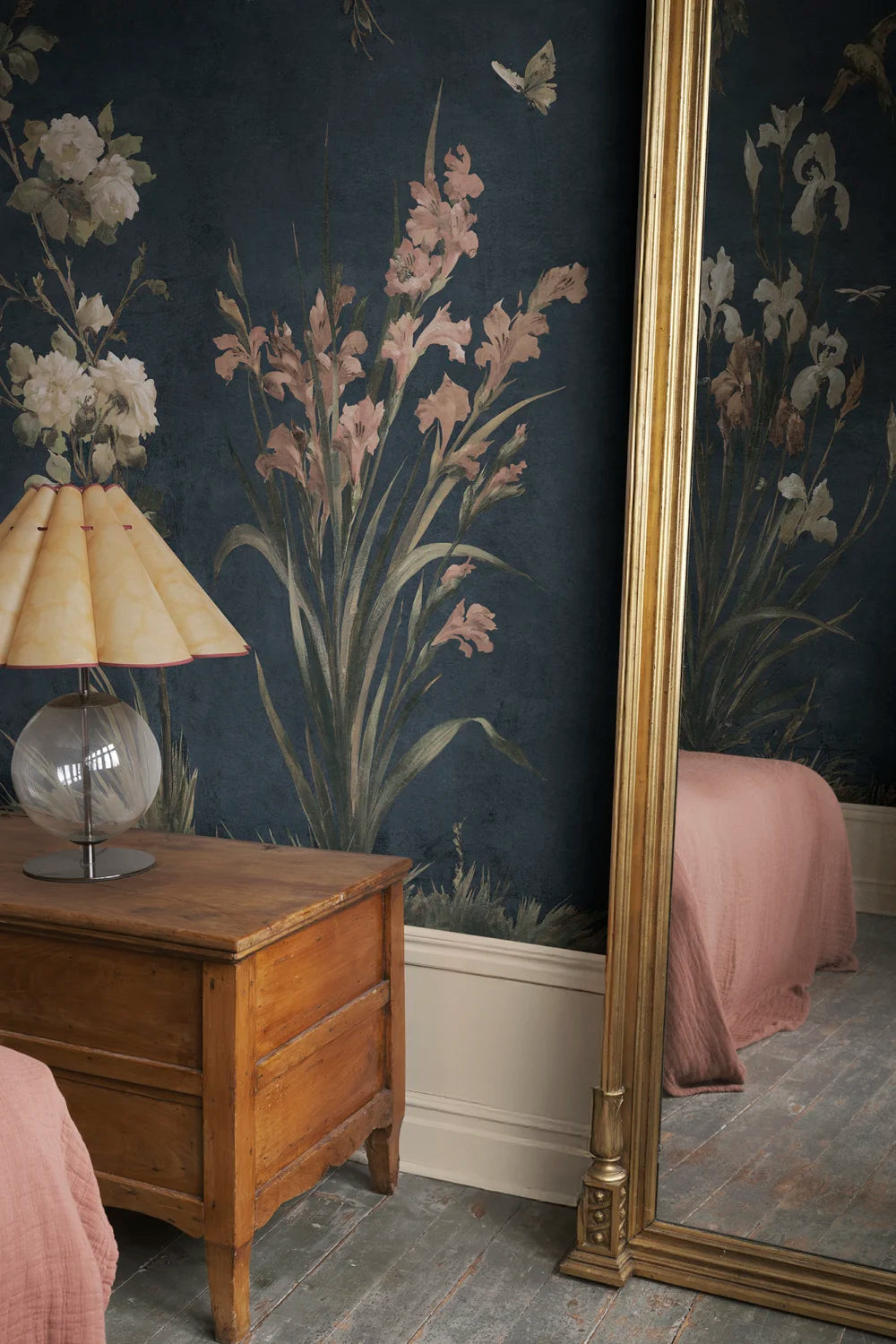Nicola – Classic Blue – custom sized wallpaper mural (per m²)