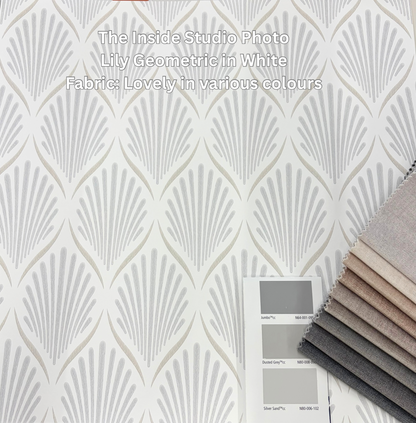 Lilly Geometric Wallpaper - White - Disontinuing