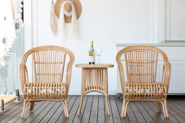 South Hampton Side Table SALE - PICK UP ONLY