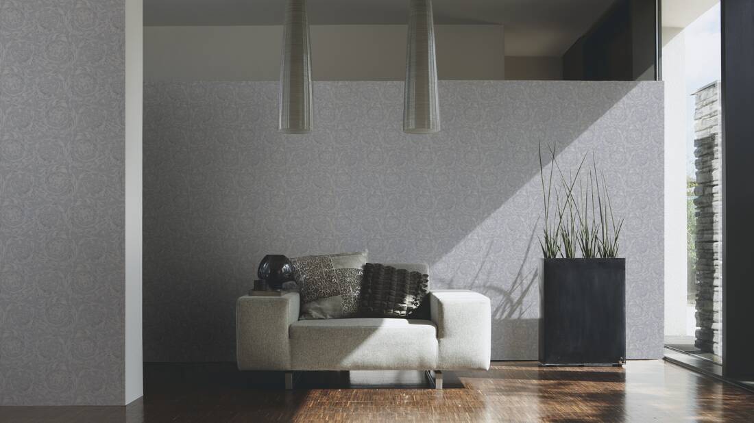 Versace Floral Garland Wallpaper - Silver/Grey