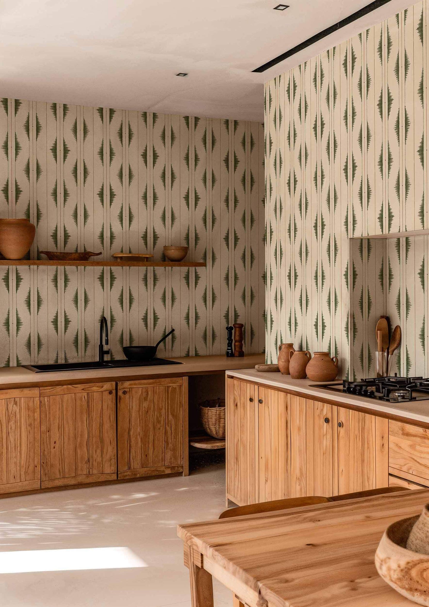 Azilal Embroidery Leaves Wallpaper - Green