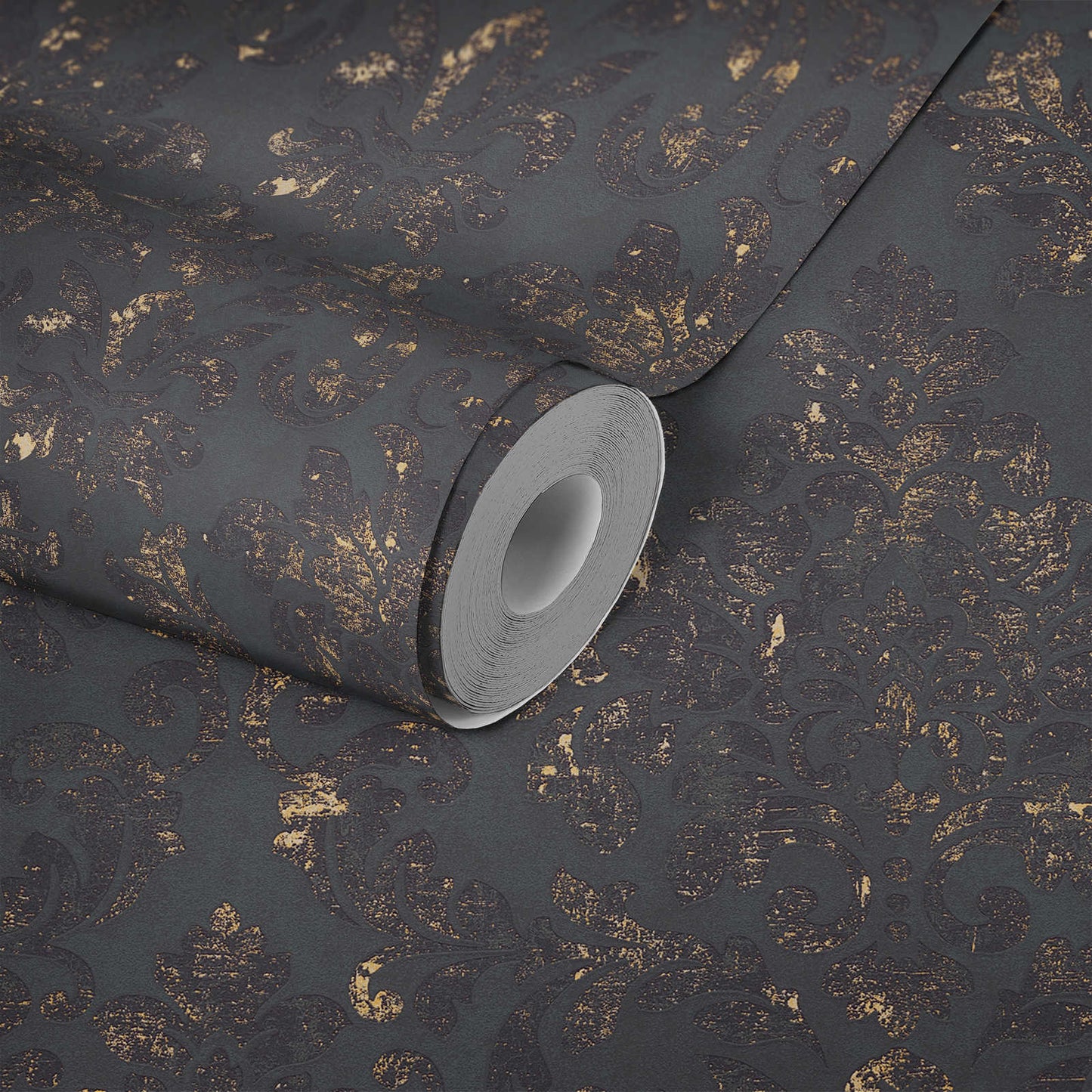 Baroque Damask Wallpaper - Black + Gold