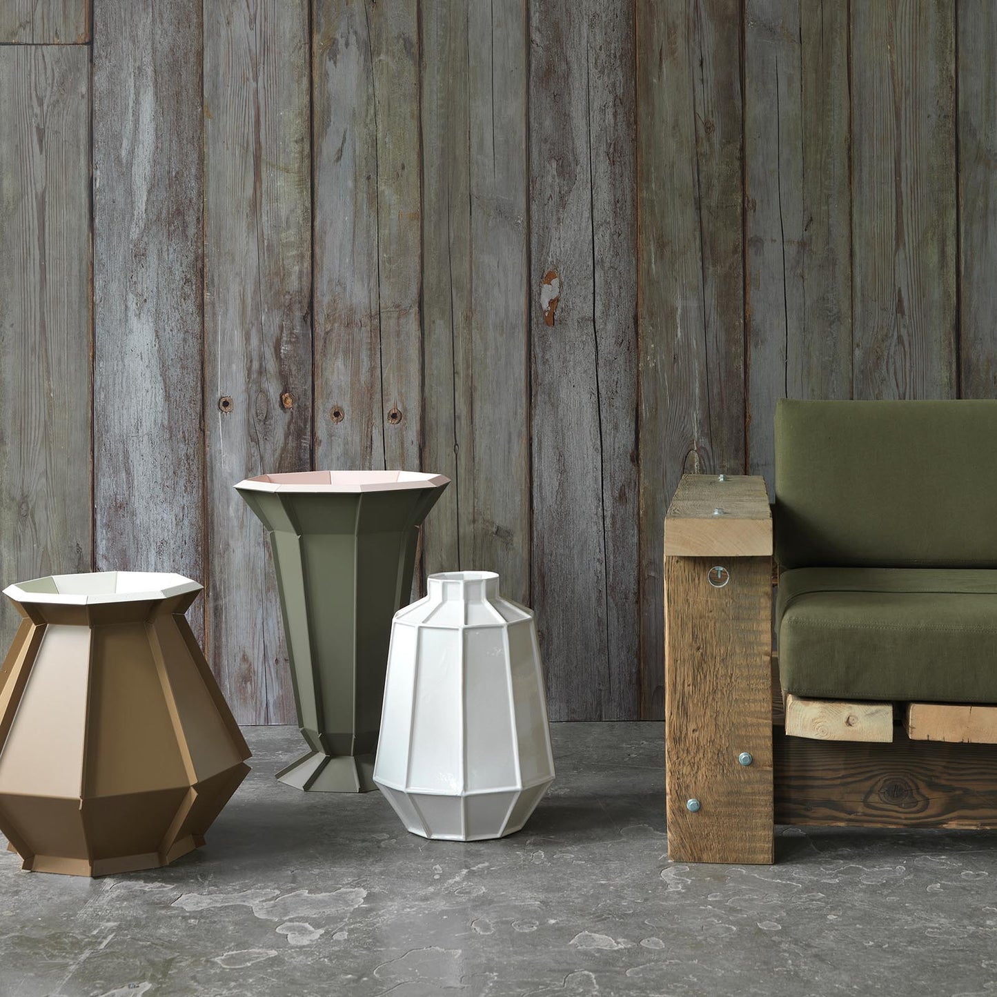 Piet Hein Eek 'Scrapwood Series' Wallpaper - Grey/Green Beams - PHE14