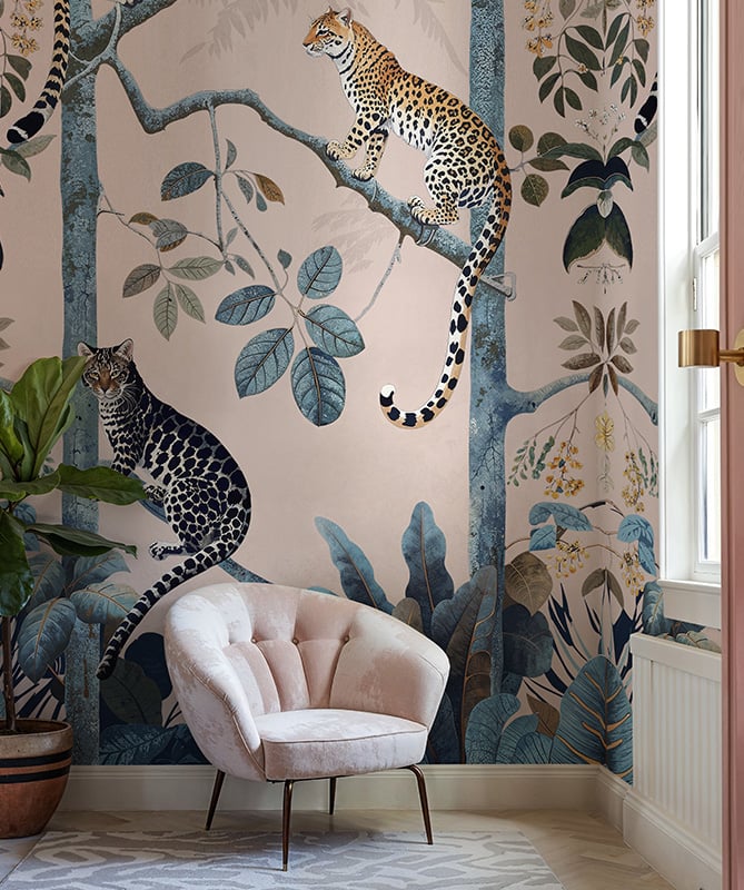 Panthera The Mural Hybrid Wallpaper