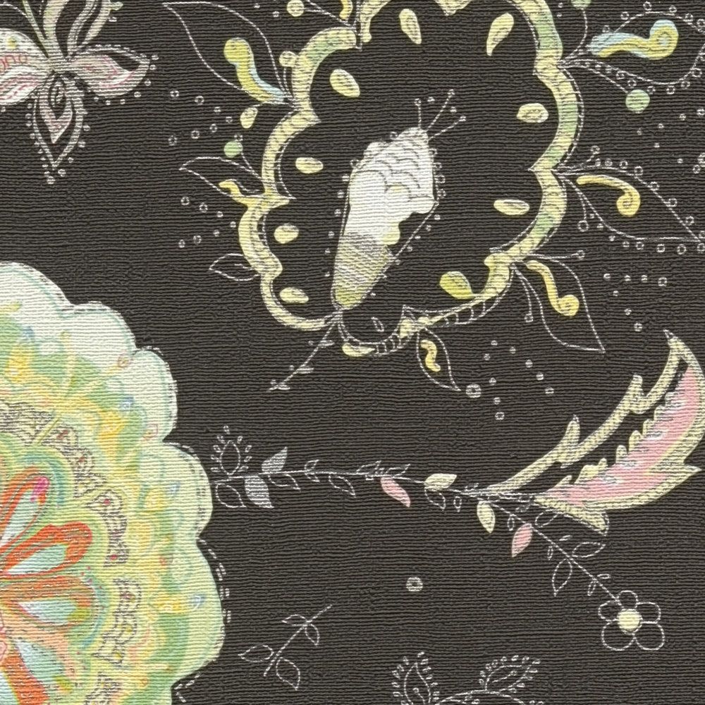 Patterned Flower Wallpaper - House of Turnowsky - Black
