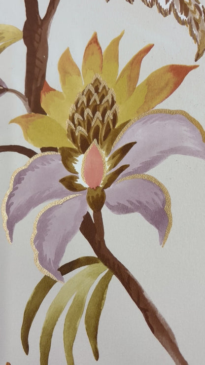 Amaranth – Jacobean Floral Wallpaper – Cream/Blush