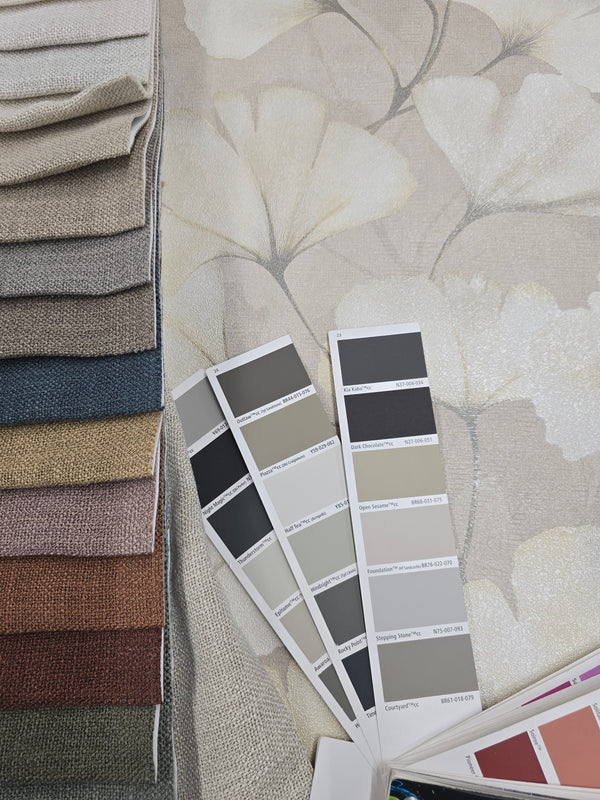 Sample – Elara Ginkgo Wallpaper – Fawn Shimmer