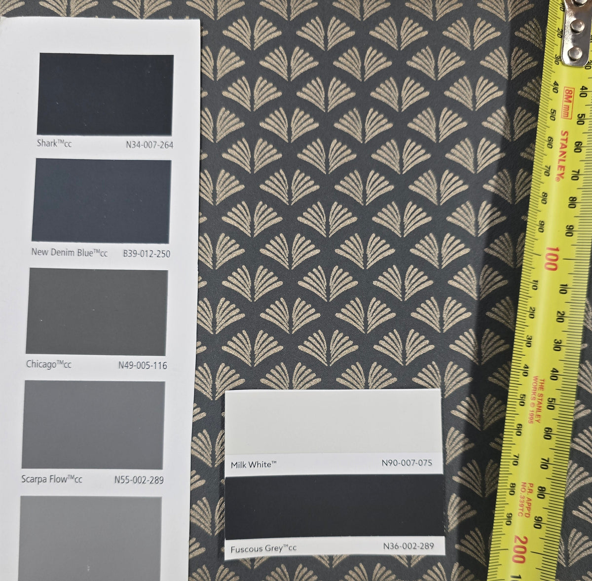 Tiny Fans - Metallic Art Deco Wallpaper  - Black Gold