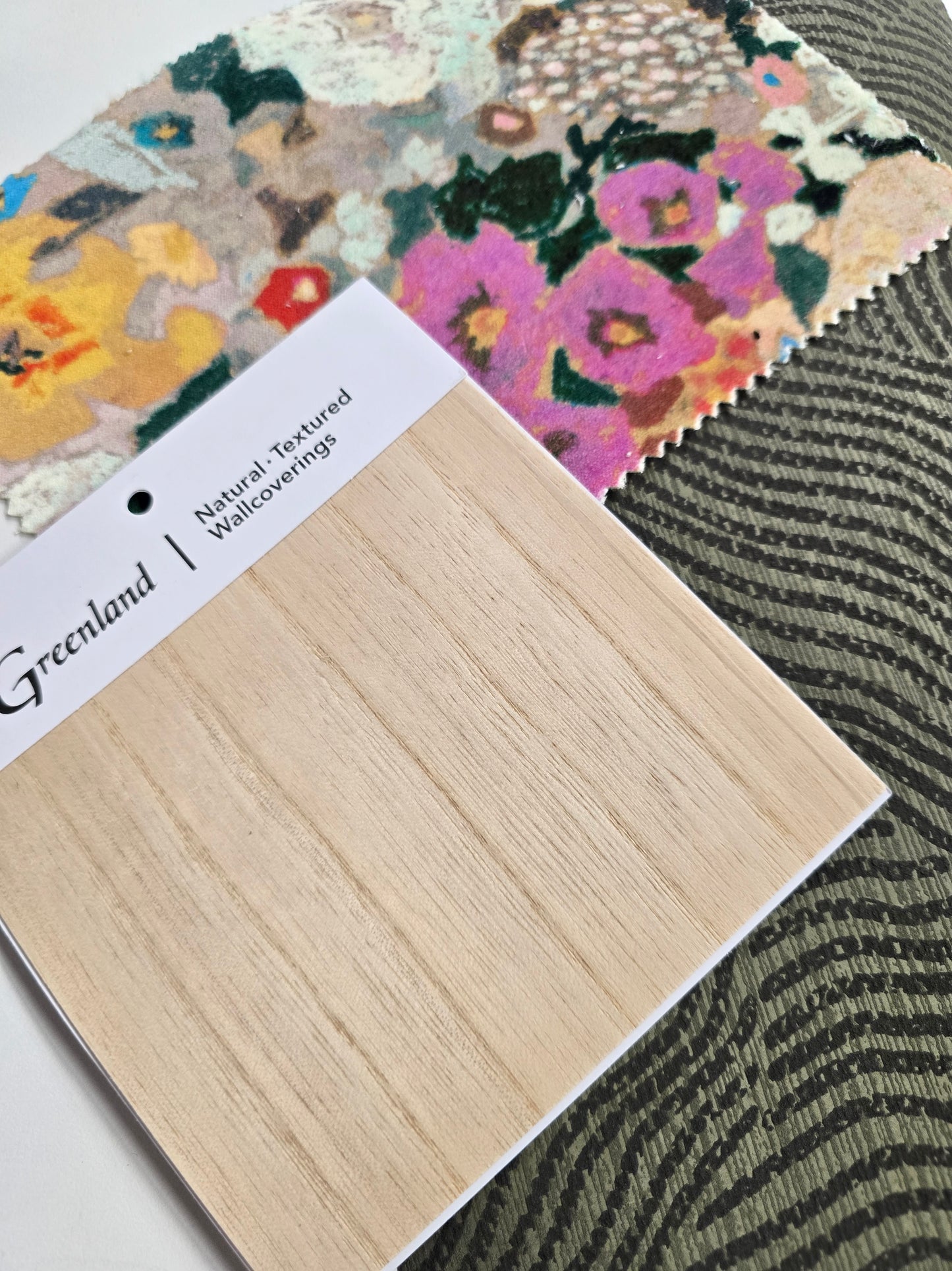 Paulownia - Wood Veneer Wallpaper - Primary Colour