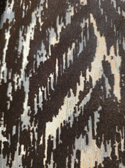 Ondine Velvet Flock Wallpaper – Mocha Gold
