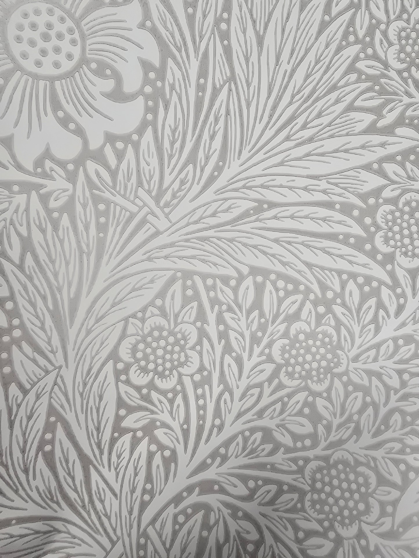 Marigold Wallpaper - Silver