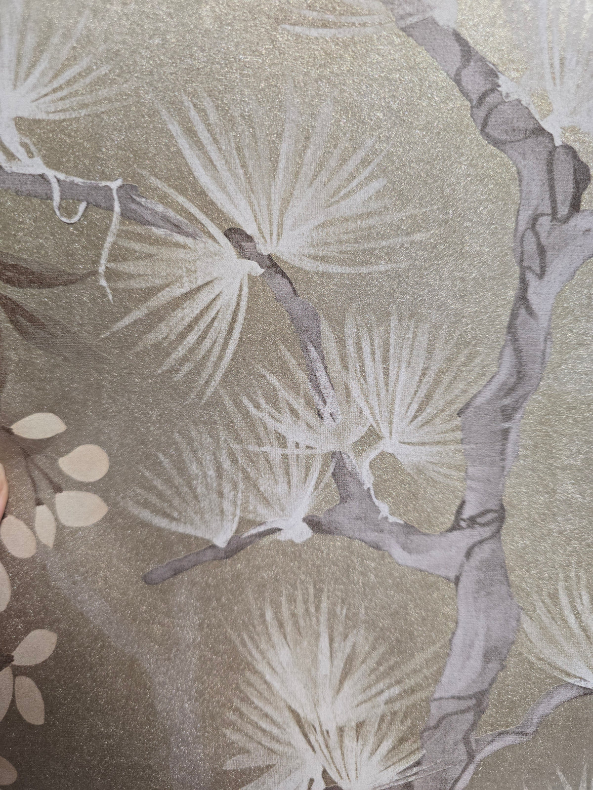 Pine Shadow Wisteria Wallpaper – Gold