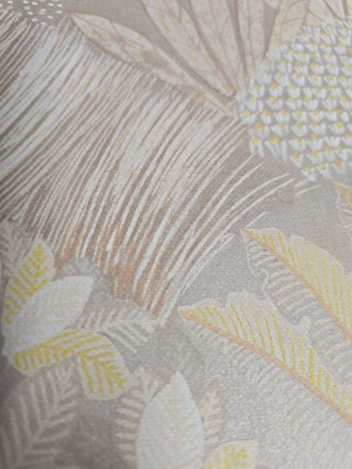 Fanned Trees Wallpaper – Beige Shimmer