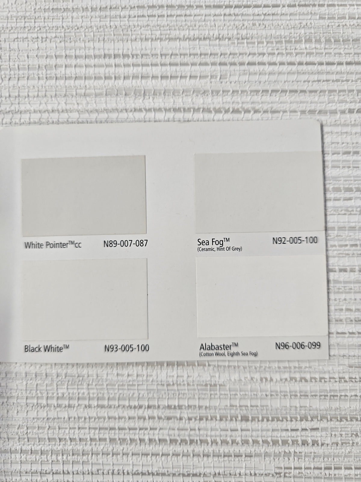 Bambara - Vinyl Grasscloth Wallpaper - White - Discontinuing