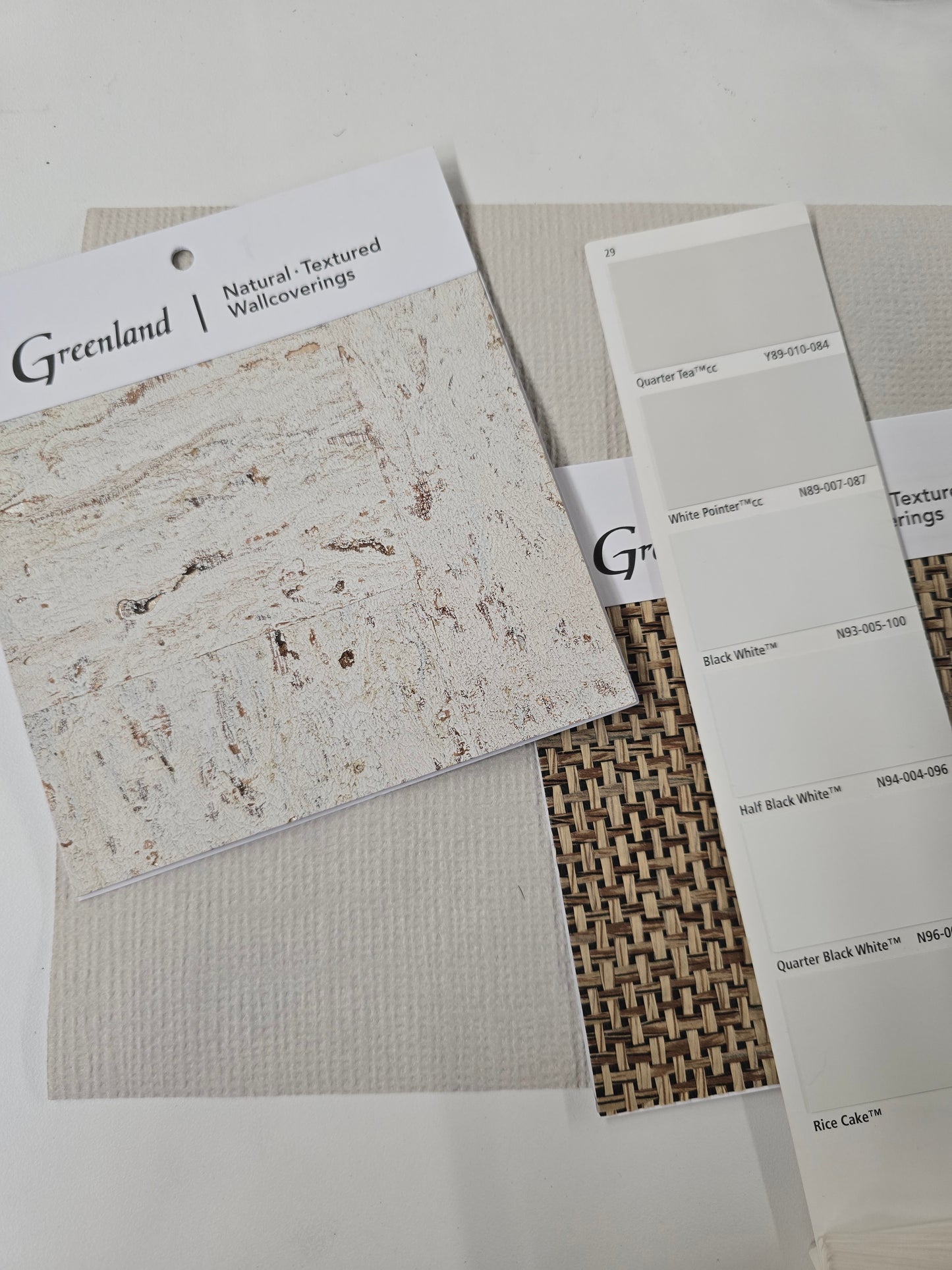 Lasmin Cork Metallic Wallpaper - Snow White
