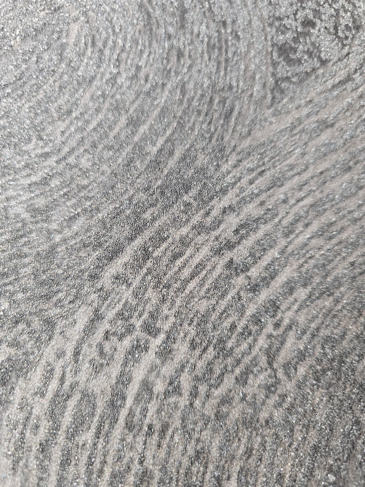 Uzu Luxury Bead Wallpaper – Charcoal