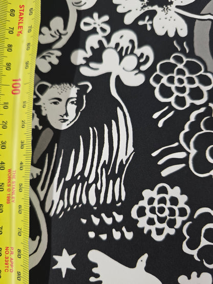 Vines - Custom Sized Wallpaper Mural (per m2) - Black/White