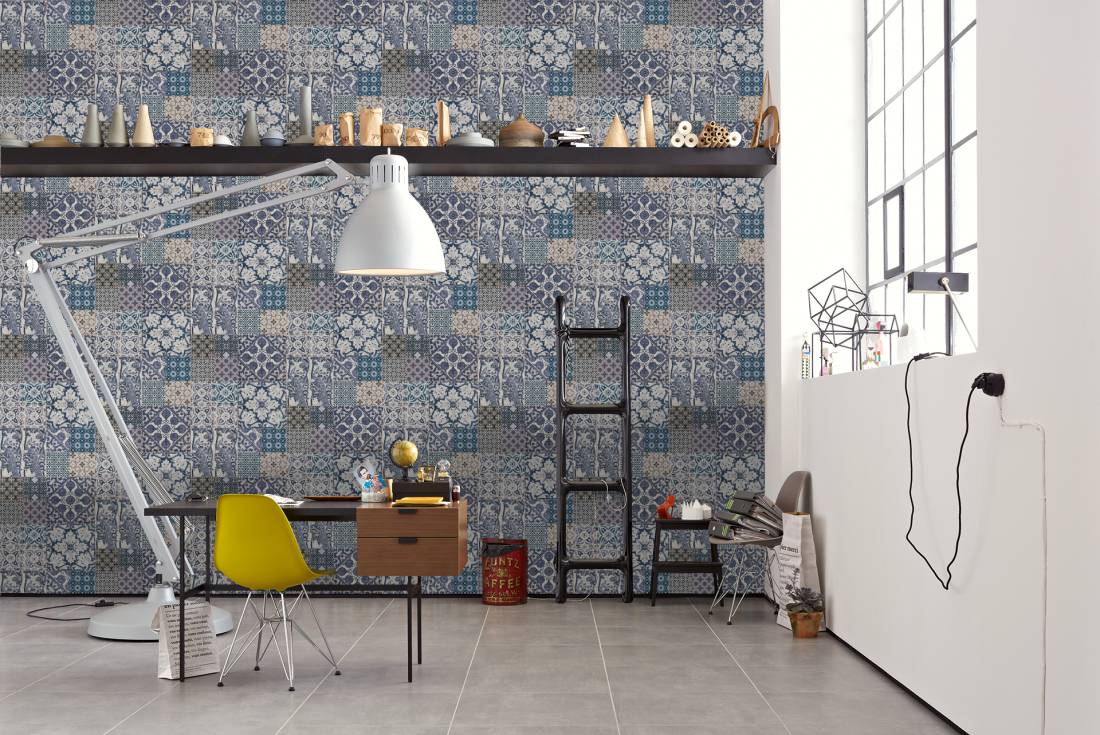 Delft Heritage - Moroccan Wallpaper - Blue/Beige