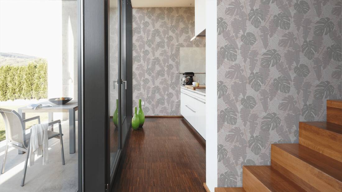 Metallic Monstera Fronds Wallpaper - House of Turnowsky - Beige