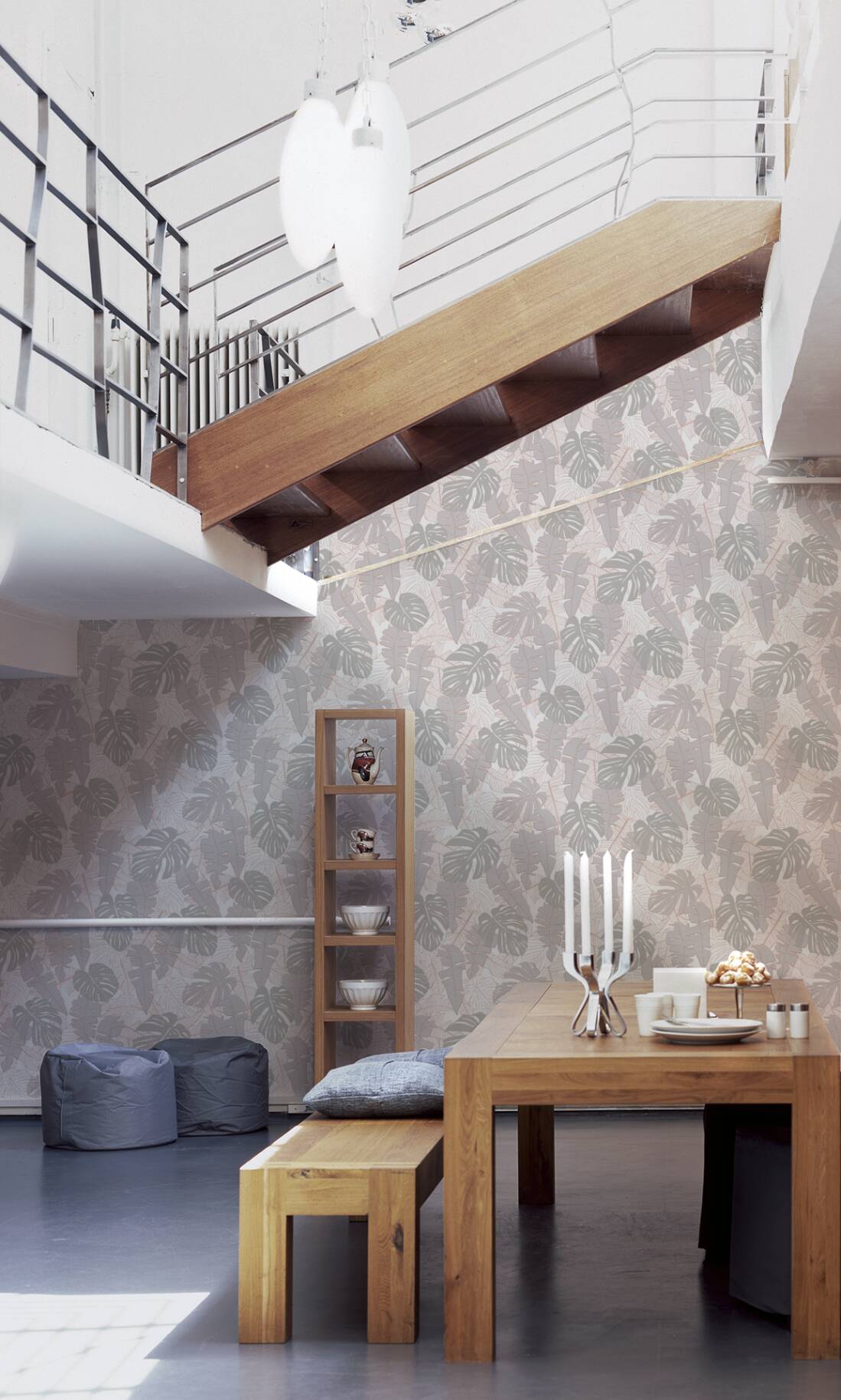 Metallic Monstera Fronds Wallpaper - House of Turnowsky - Beige