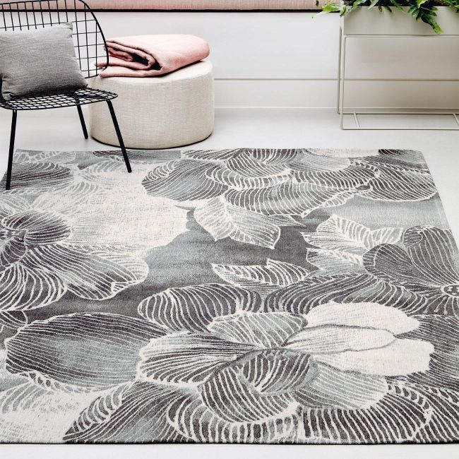 Akina Rug by Villa Nova