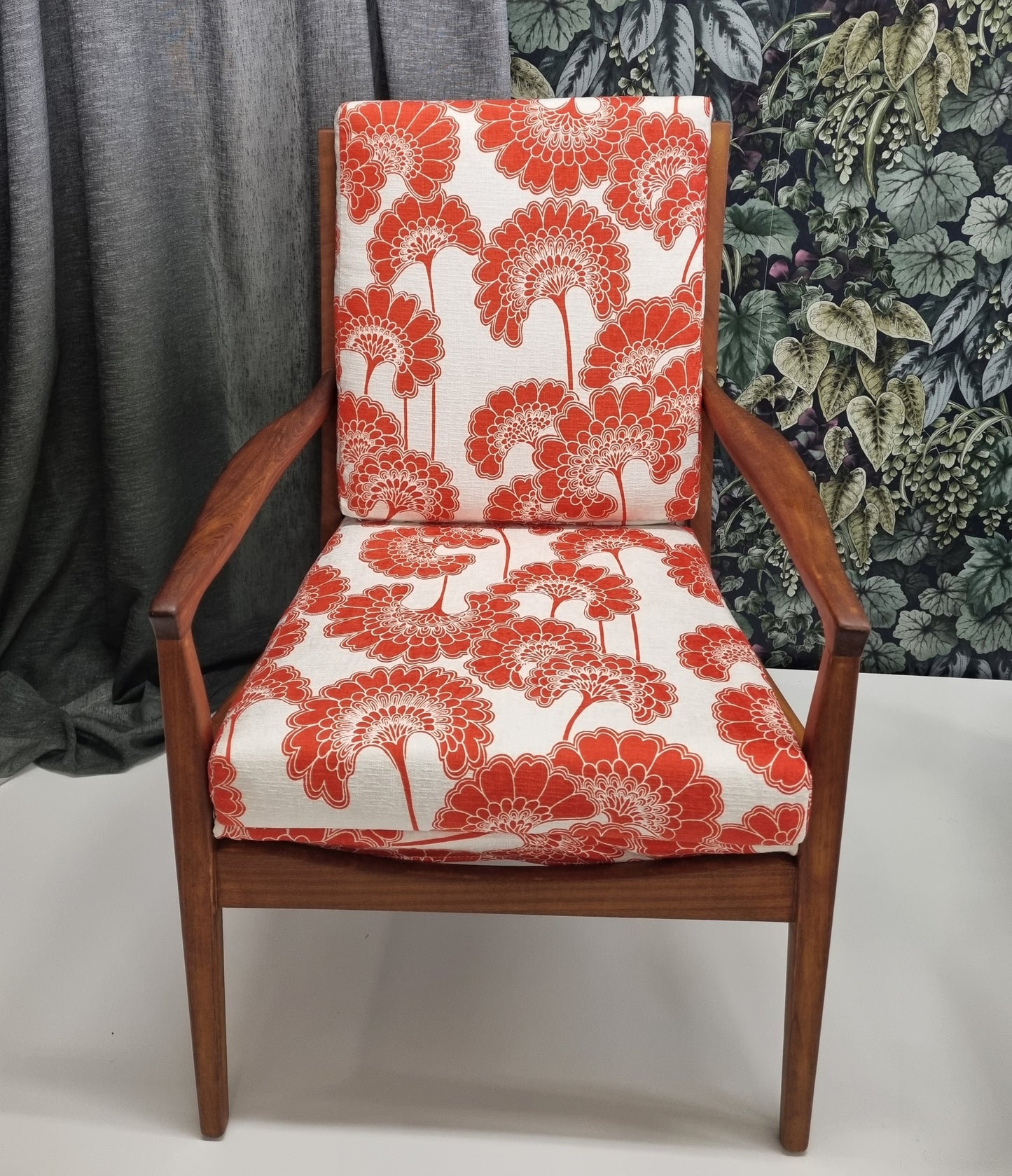 Florence Broadhurst - Japanese Floral - Fabric - 18 Colours