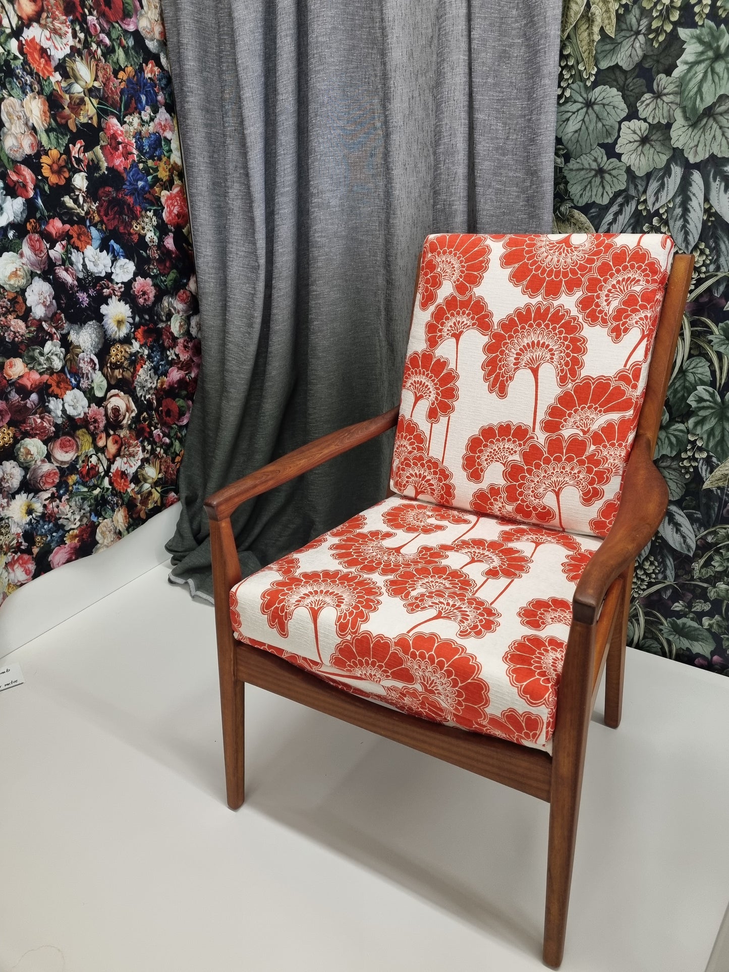 Florence Broadhurst - Japanese Floral - Fabric - 18 Colours