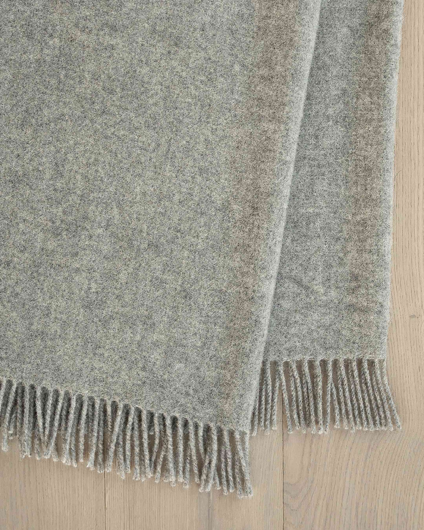 Nevis Lambswool Throw - 14 Colours