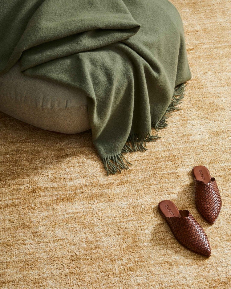 Almonte Silk Rug - 7 Colours