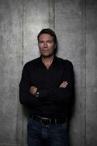 Concrete #3 with designer Piet Boon