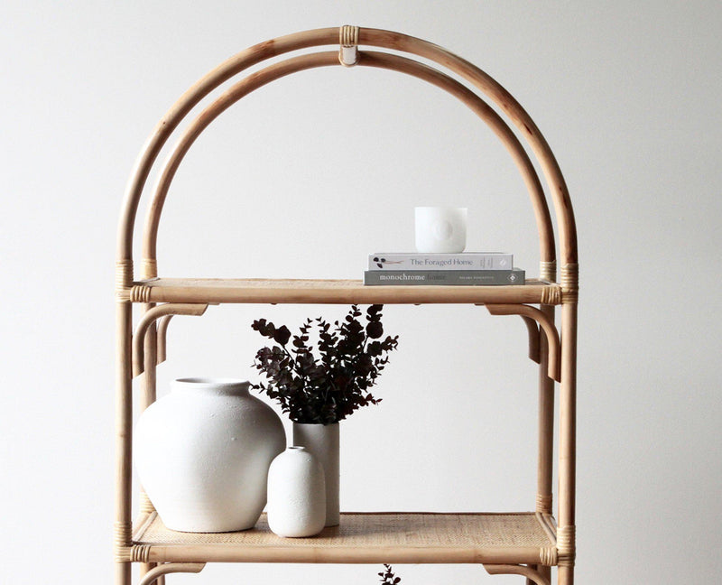 Demilune Cane Shelf - Detailing