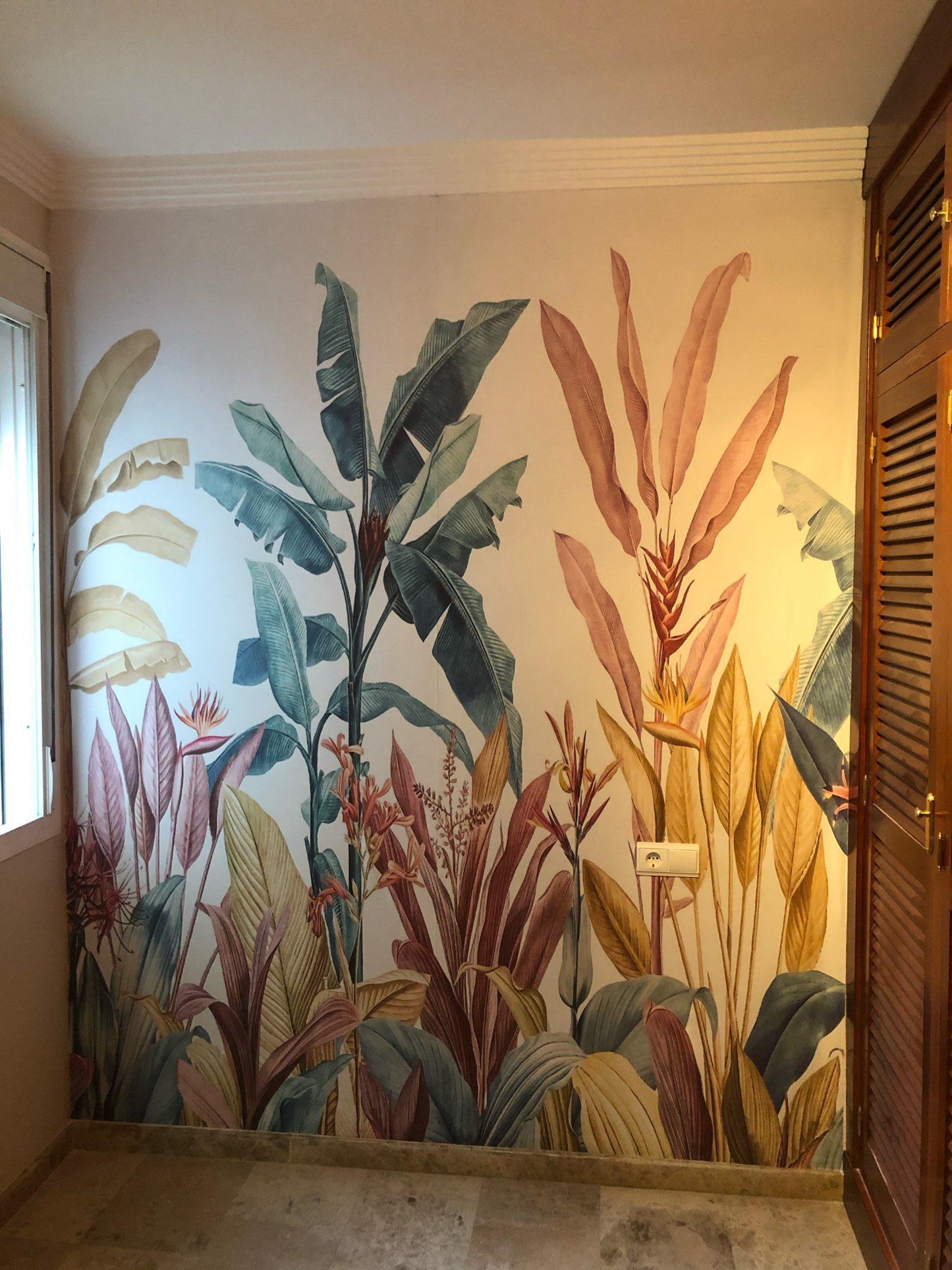 Dreamy Banana Leaf Mural - Real Photo
