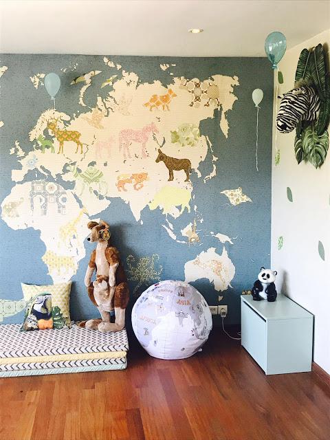 Kids World Map - Customers Picture Blue