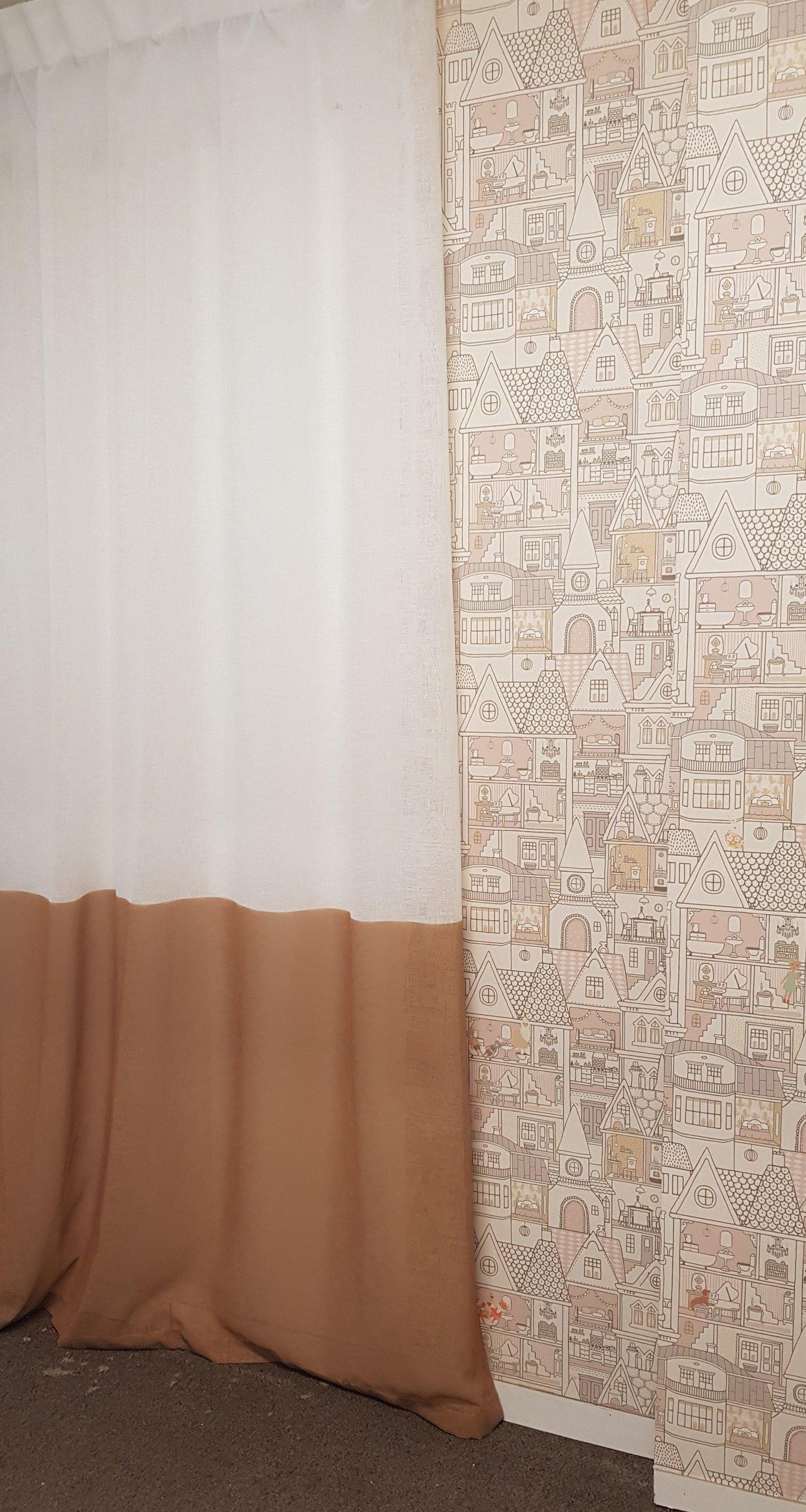 Ombre Curtain in Gold/White