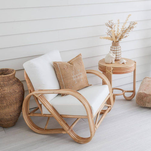Pretzel armchair & sidetable