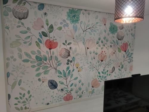Sweetheart Floral Mural - Real Photos