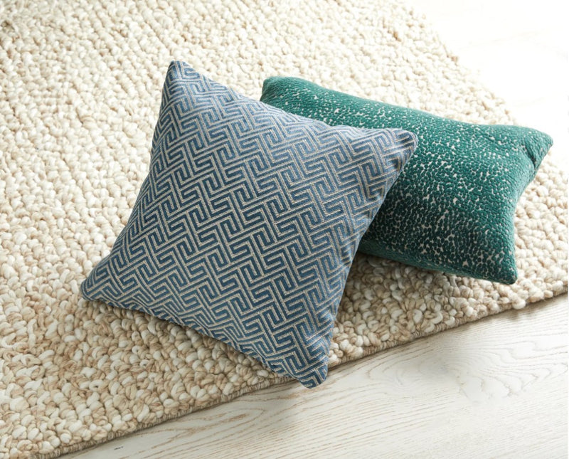 Jungle cushion