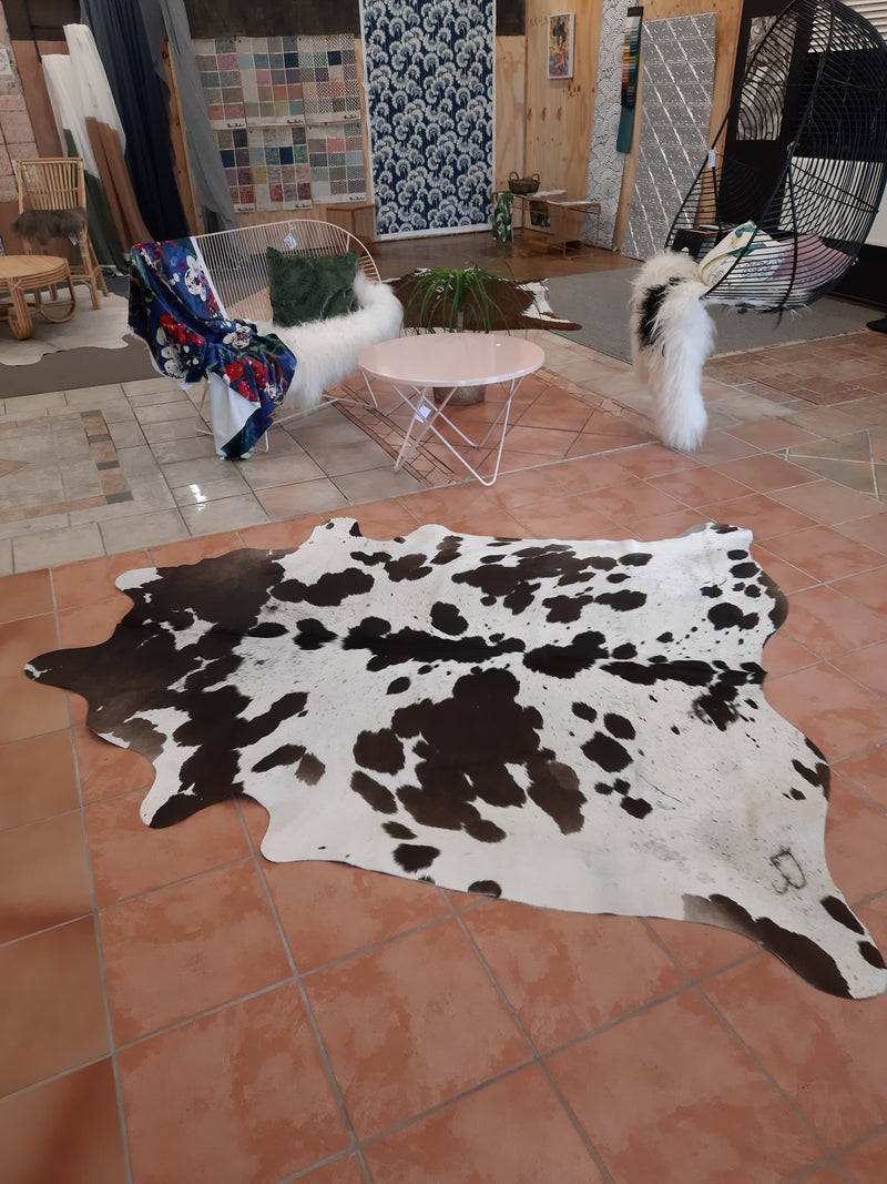Cowhides Mixed Grade - Discounted shop floor stock