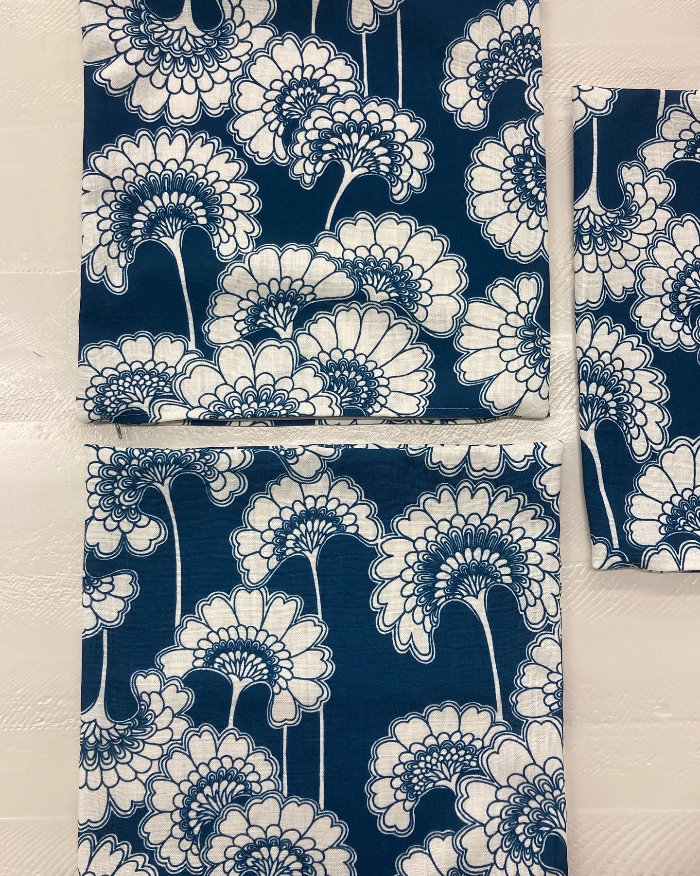 Florence Broadhurst - Japanese Floral - Fabric - 18 Colours