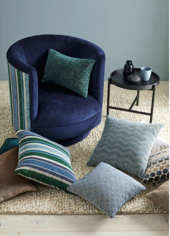 Jungle cushion